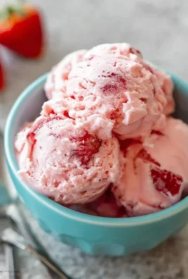 Homemade Strawberry Ice Cream