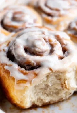BEST Homemade Cinnamon Rolls