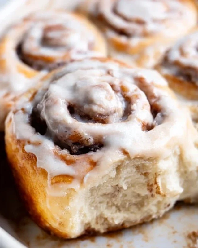 BEST Homemade Cinnamon Rolls