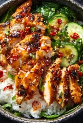 Spicy Honey-Gin Extract Extractger Chicken Bowls with Yum Yum Sauce