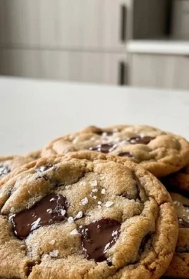 The Best Soft Chocolate Chip Cookies